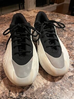 adidas Men's Ae Low 1 Athletic Sneakers